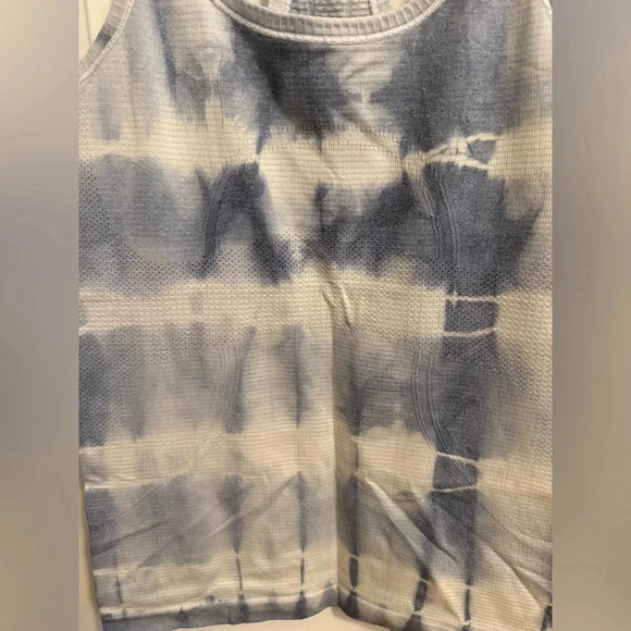 Lululemon Tie Dye Swiftly Tank Top blue and white size 4 - Picture 2 of 9